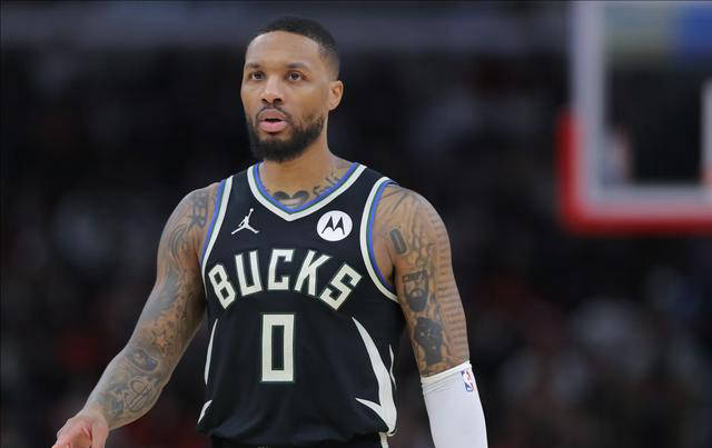 开云官网-太阳碾压马刺，利拉德状态火热的简单介绍