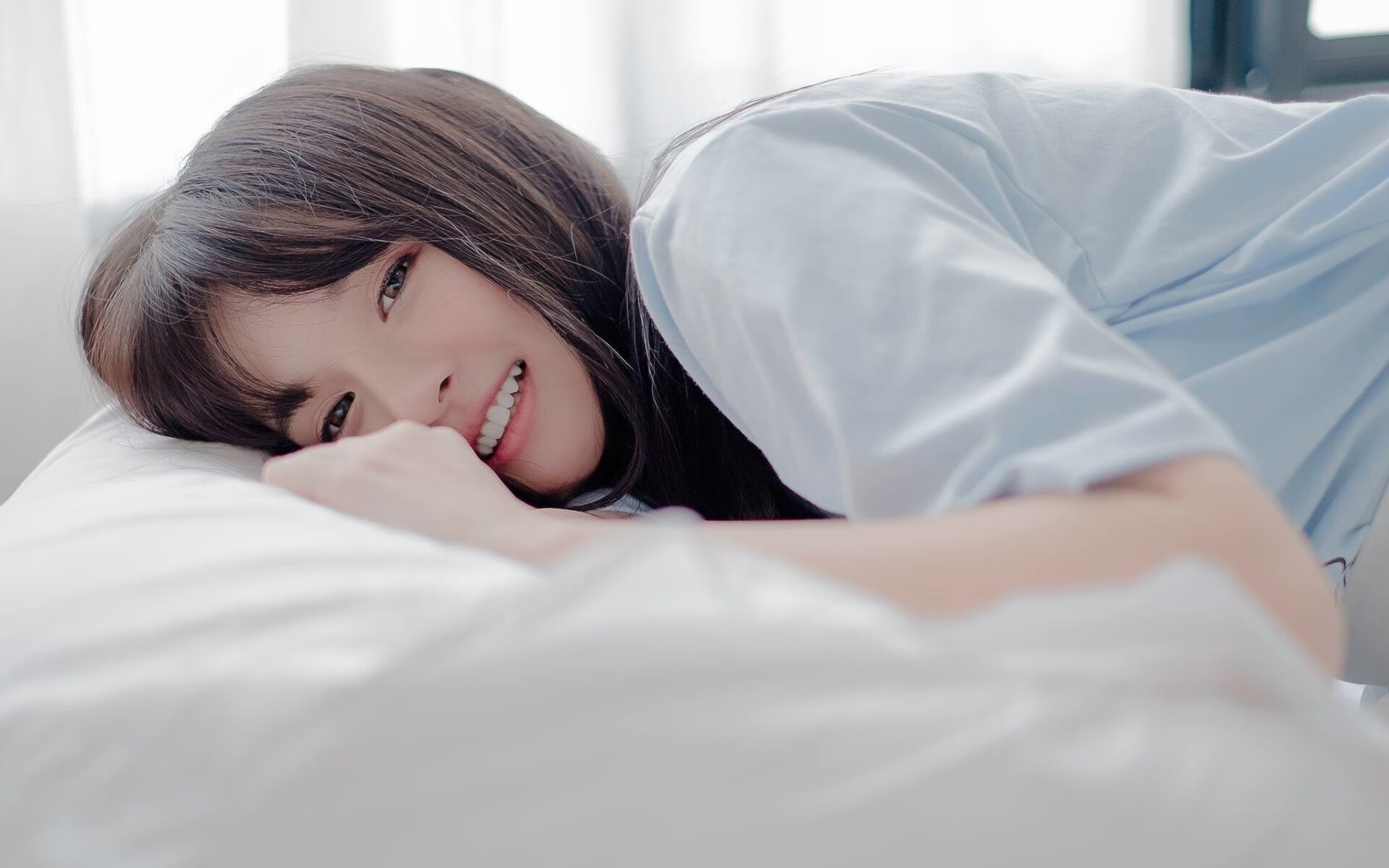 闪电刺穿暮色，当恩佐让悬念提前退场，足球的戏剧才真正开始