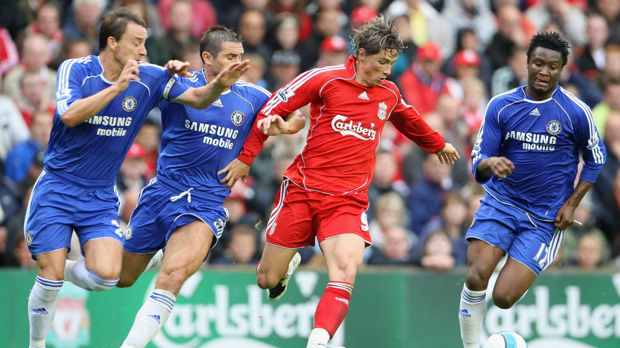 冰与火之歌，苏亚雷斯绝境爆发，马赛点球鏖战击碎冰岛神话