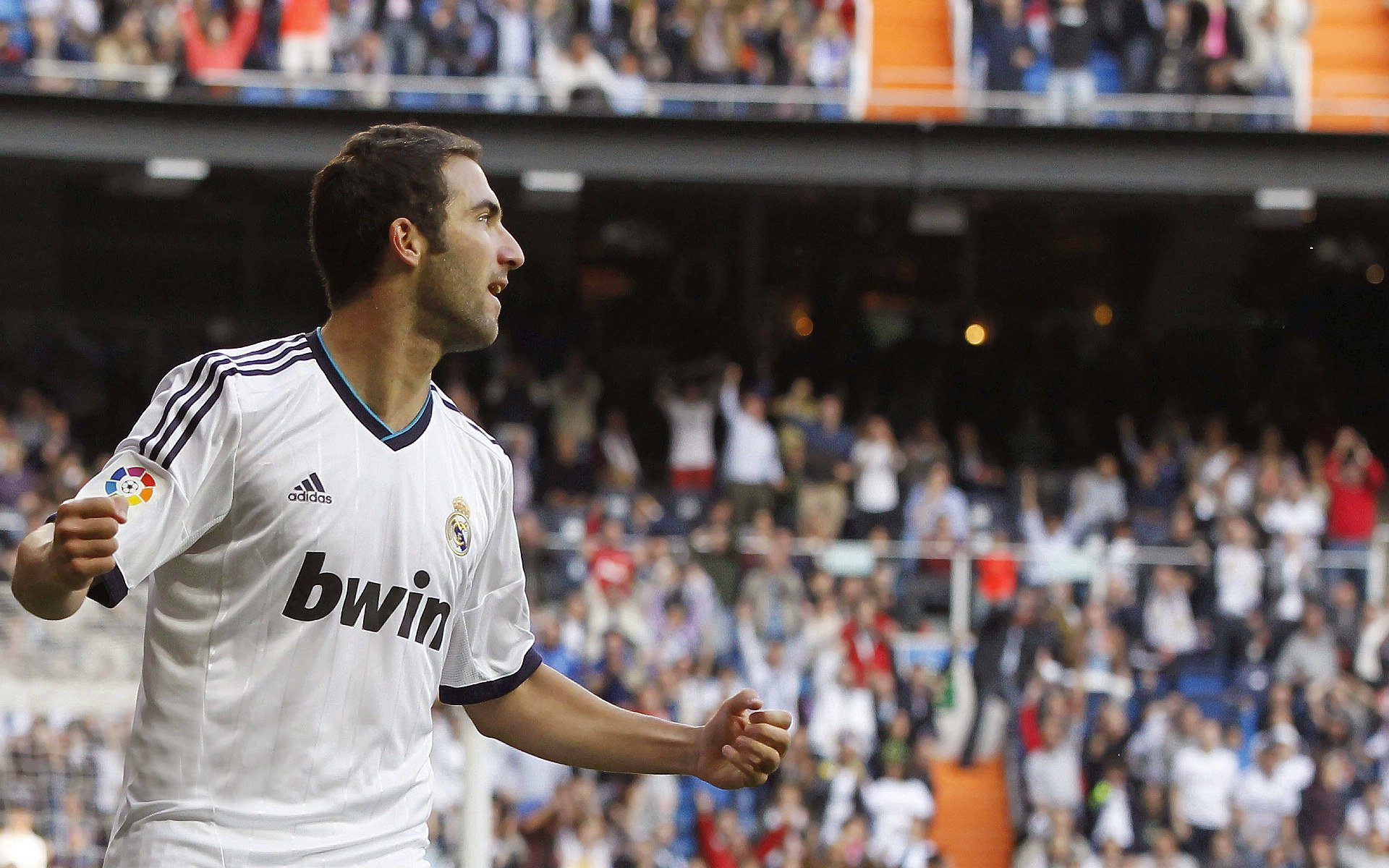 跨领域封神之战!葡萄牙血洗瑞士背后,竟与孙兴慜东决接管比赛的王者逻辑如出一辙